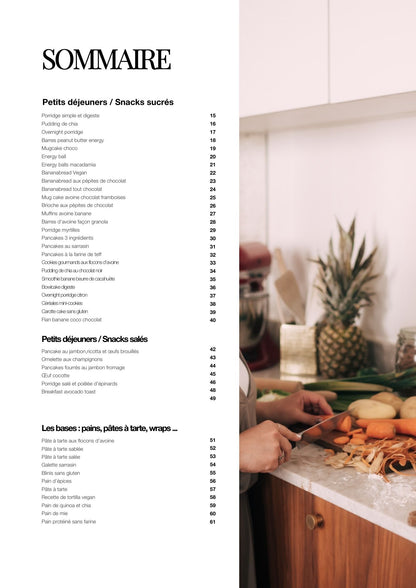 Cuisine avec un livre de recettes low fodmap ouvert et des ingrédients frais sur le comptoir